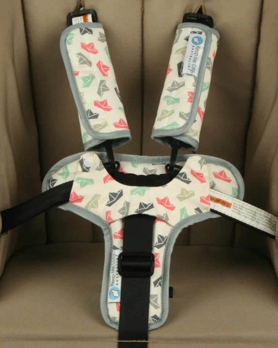 Keep_Me_Cosy_-_Harness_Buckle_Cosy_-_Paper_Boat_a40d8394-9949-41a9-be05-f76445cb1d17.webp