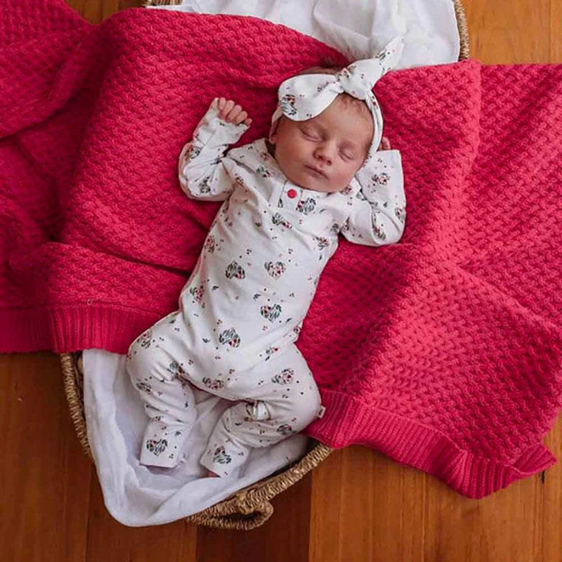 Snuggle_Hunny_Kids_Heart_organic_growsuit_2.webp
